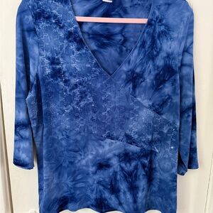 Blue Tie-Dye Embroidered V-Neck Blouse 3/4 Sleeve Blouse Size L